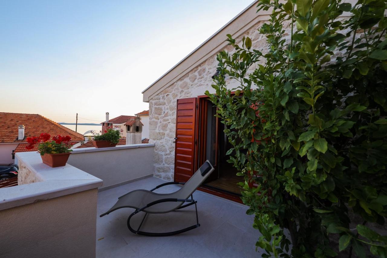Holiday Home Mare Petrcane Bagian luar foto